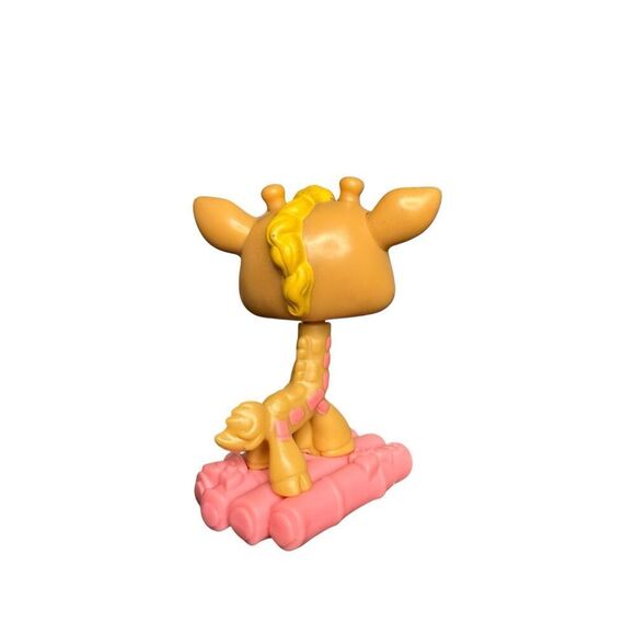 McDonald’s Littlest Pet Shop Giraffe & Hamster Collectible Toys 2010 - Picture 6 of 6